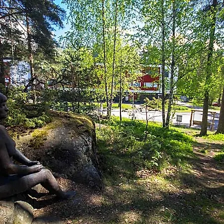Linnasmaeki 3*