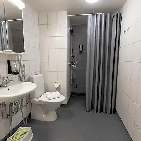 Linnasmaeki Otel 3*