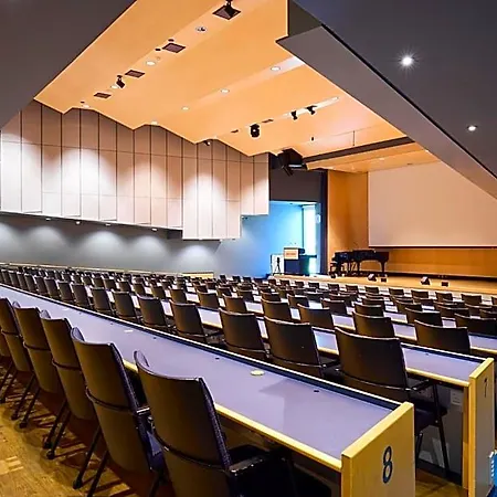 Linnasmaeki Otel 3*